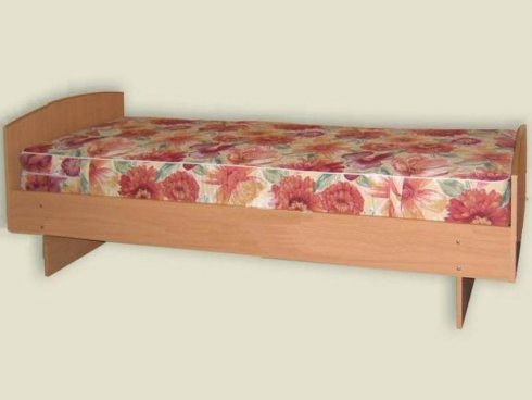 Кровать одинарная на деревянном основании
